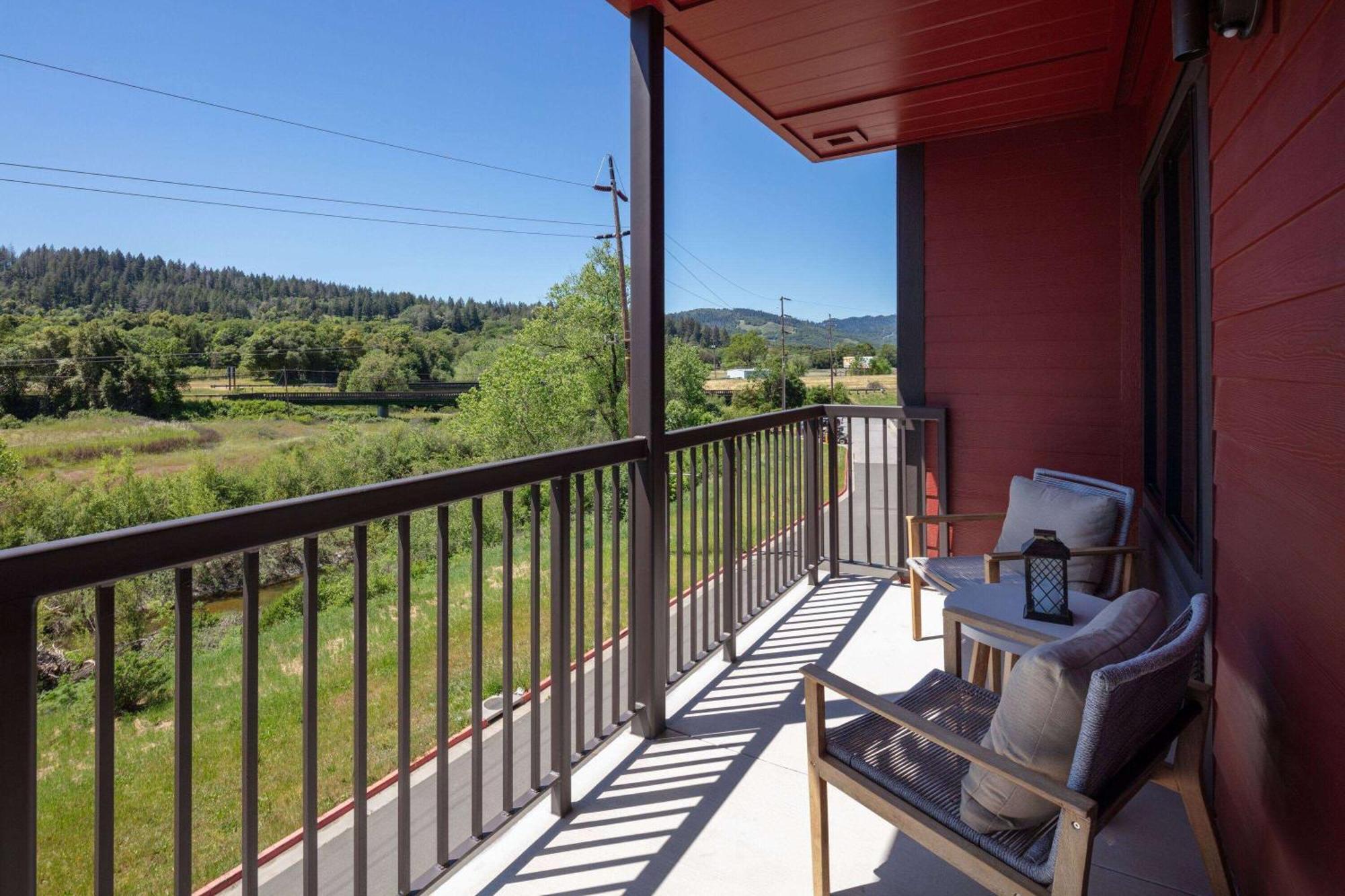 Wyndham Garden Redwood Valley - Ukiah Dış mekan fotoğraf